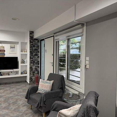 Aphrodite Studio Near Athens Floisvos Marina Εξωτερικό φωτογραφία